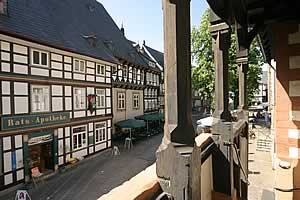 Blick in die Gasse neben dem Goslarer Rathaus